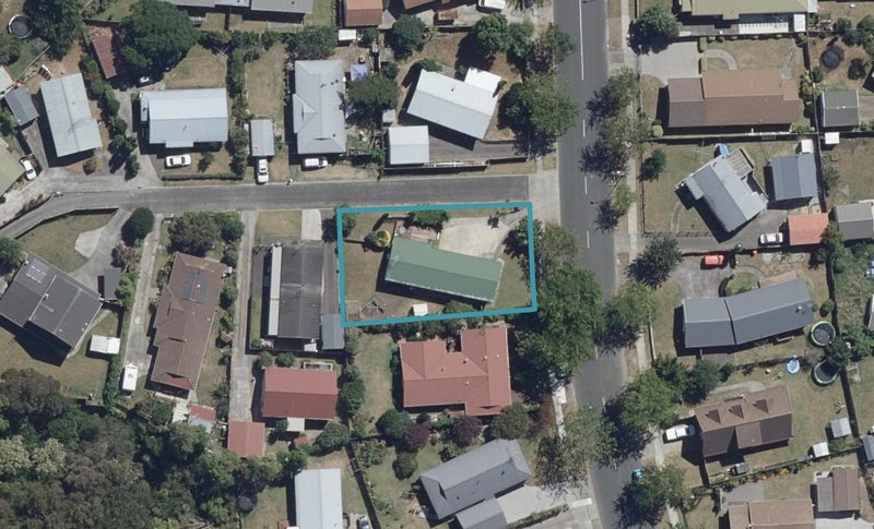 48 Waterford Road, Fitzroy, Hamilton - Carousel 1