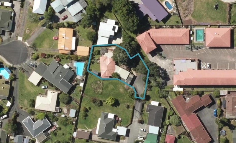 24B Percy Street, Kensington, Whangarei - Carousel 1