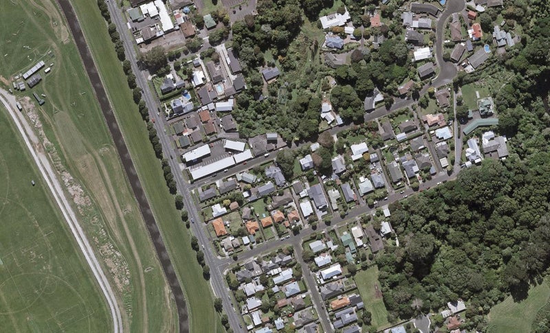8 Frank Wilson Terrace, Welbourn, New Plymouth - Carousel 1