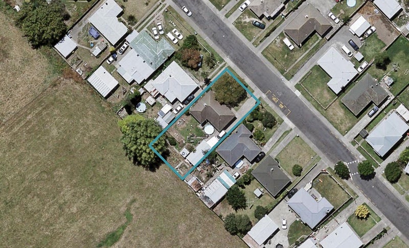 700 Huia Street, Camberley, Hastings - Carousel 1