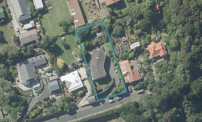 27 Waireka Street, Ravensbourne, Dunedin - Carousel 1