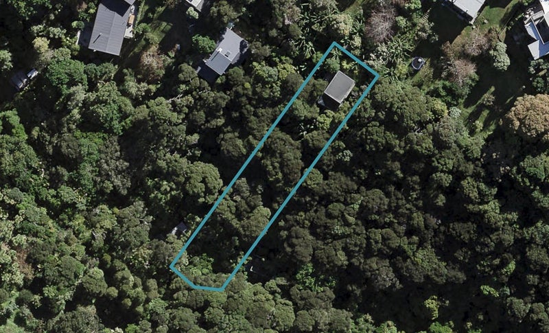 15 Te Aroha Avenue, Oneroa, Waiheke Island - Carousel 1