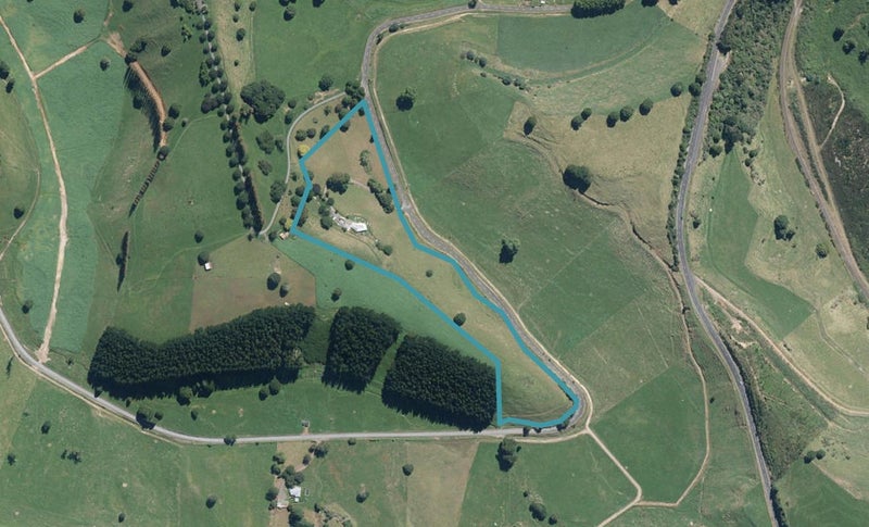 128 Makokomiko Road, Manunui, Taumarunui - Carousel 1