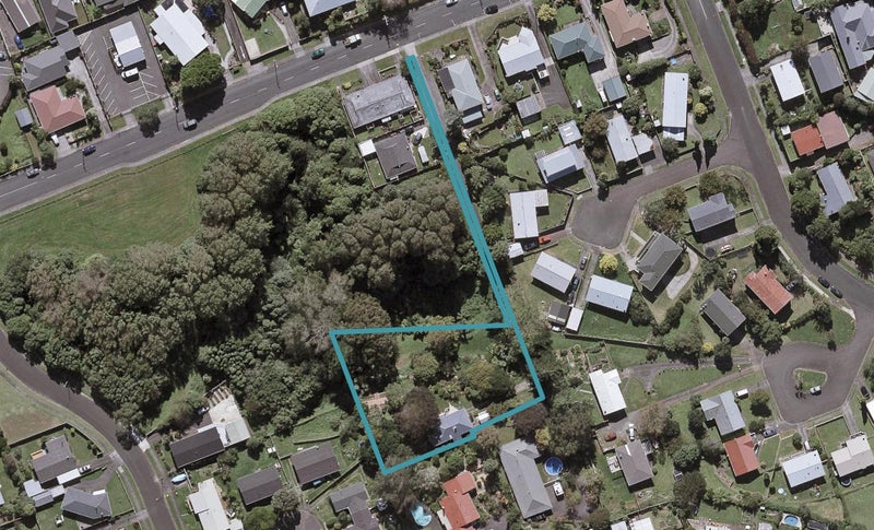 107B Clawton Street, Westown, New Plymouth - Carousel 1