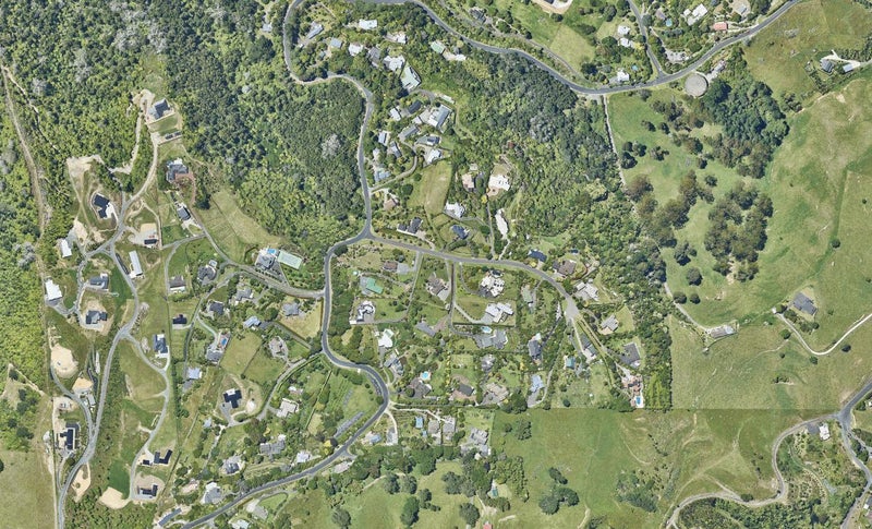 8 Dawn View Place, Minden, Tauranga - Carousel 1
