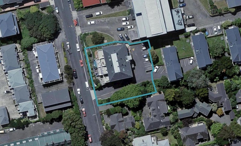 2/111 Coromandel Street, Newtown, Wellington - Carousel 1