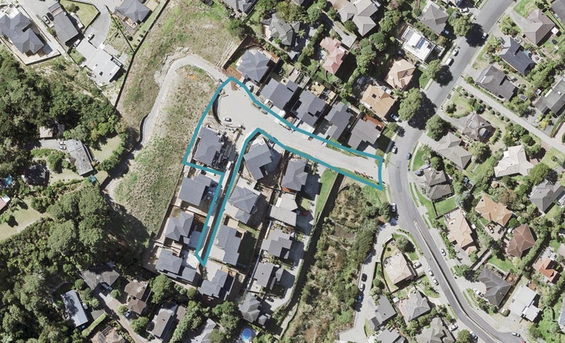 93 Bayside Drive, Browns Bay, Auckland - Carousel 1