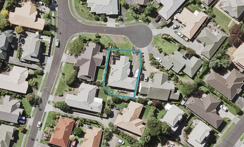 3 Embleton Close, Northpark, Auckland - Carousel 1