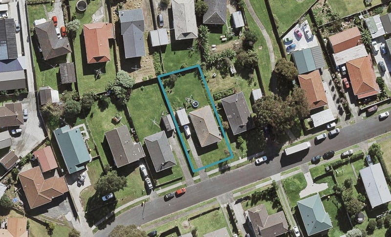 38 Chelburn Crescent, Mangere East, Auckland - Carousel 1