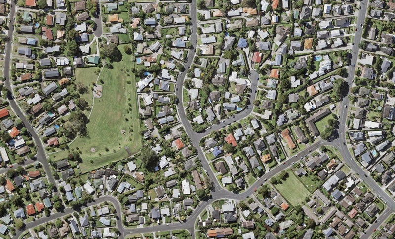 72B Selwyn Crescent, Forrest Hill, Auckland - Carousel 1