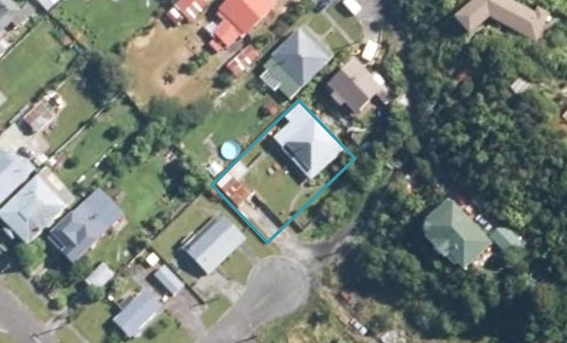 4 Taylor Street, Cobden, Greymouth - Carousel 1
