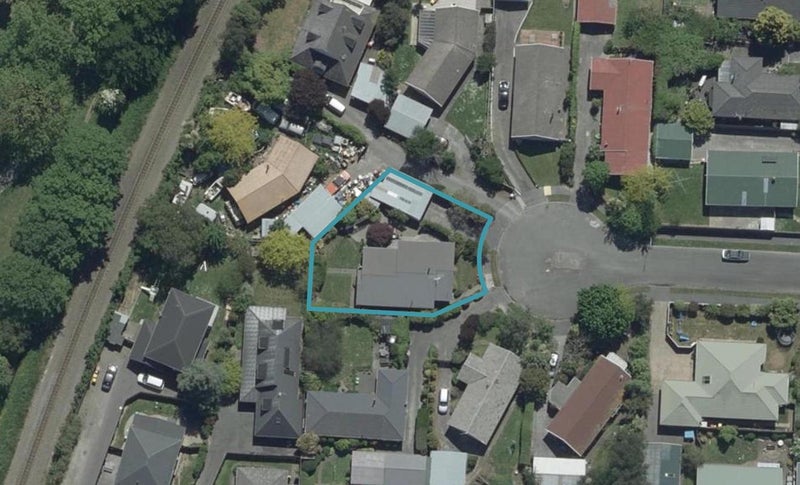 9 Leeman Place, Redwood, Christchurch - Carousel 1