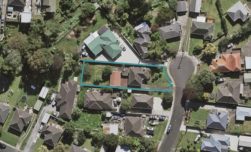 8 Robyn Place, Mangere East, Auckland - Carousel 1