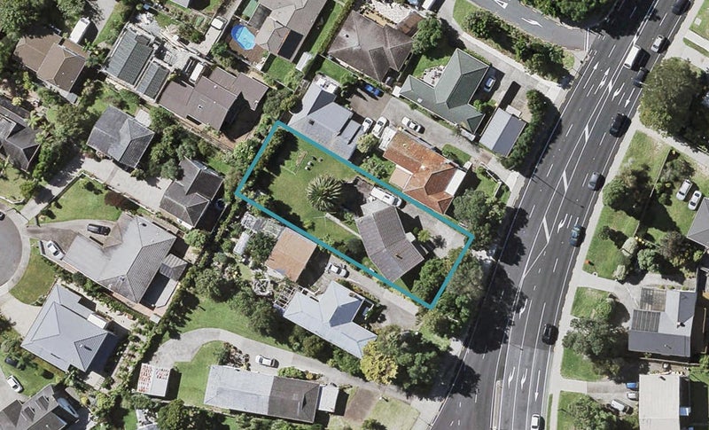 458 East Coast Road, Windsor Park, Auckland - Carousel 1