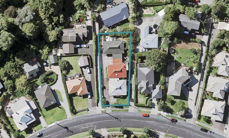 62 Uxbridge Road, Mellons Bay, Auckland - Carousel 1