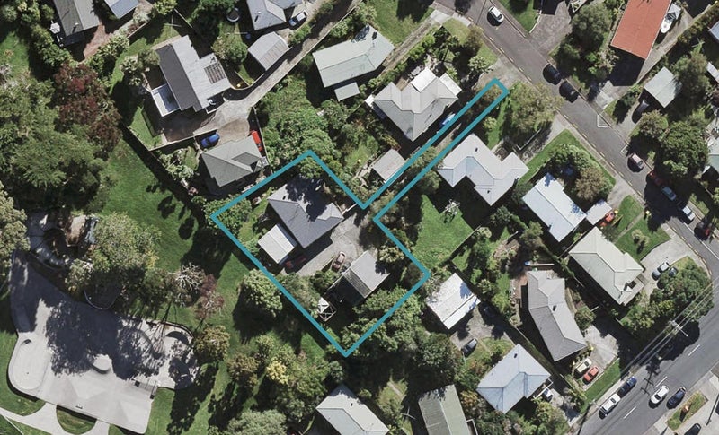 1/6 Sunhaven Avenue, Glenfield, Auckland - Carousel 1