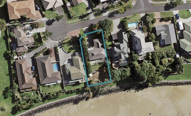 21 Reynard Terrace, Conifer Grove, Takanini - Carousel 1