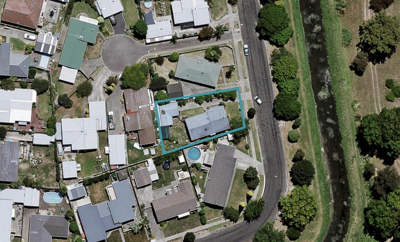 11 Titoki Crescent, Pirimai, Napier - Carousel 1