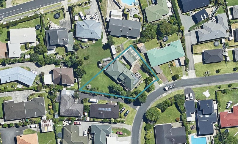 14 Parkvale Road, Otumoetai, Tauranga - Carousel 1