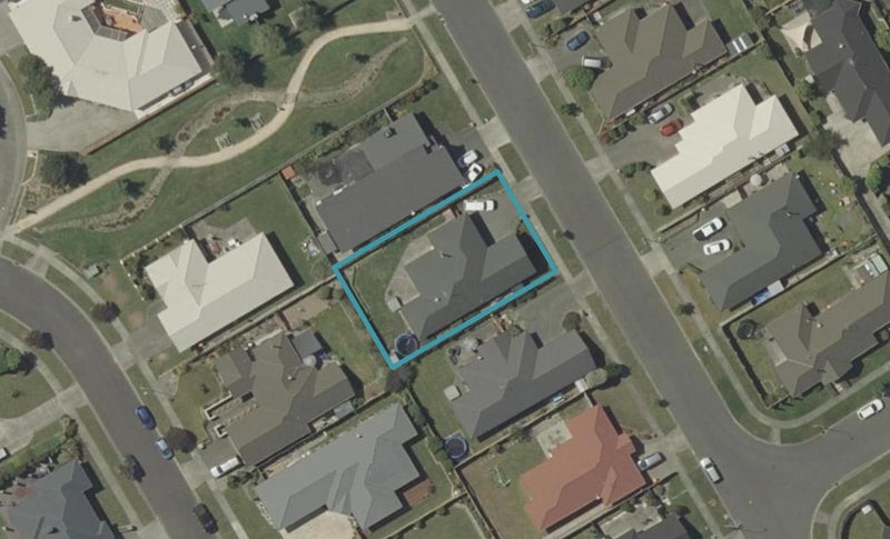 34 Branigan Parade, Kelvin Grove, Palmerston North - Carousel 1