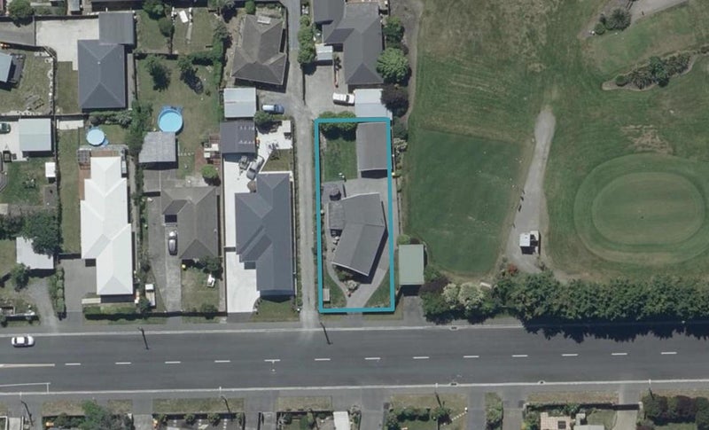 122 Beach Road, North New Brighton, Christchurch - Carousel 1
