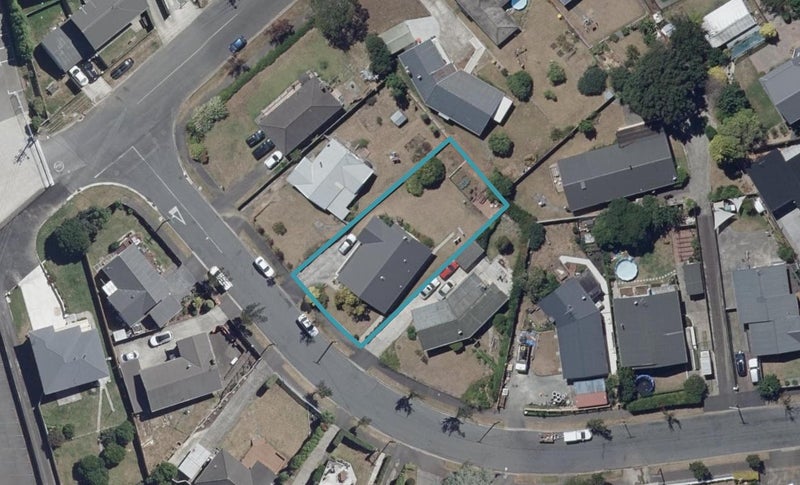 36 Corrin Street, Melville, Hamilton - Carousel 1