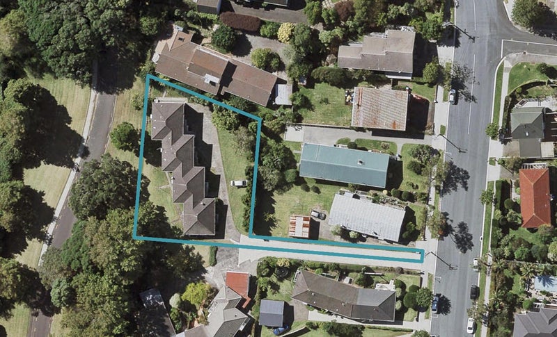 1/16 Dorchester Street, Meadowbank, Auckland - Carousel 1