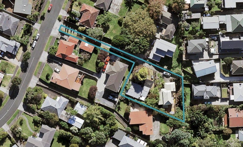 18 Lynbrooke Avenue, Blockhouse Bay, Auckland - Carousel 1