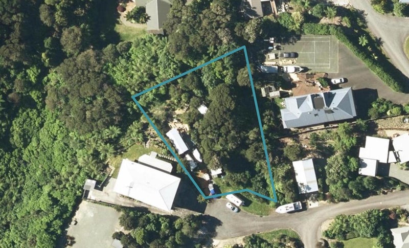 64 Old Mill Road, Ōkiwi Bay - Carousel 1