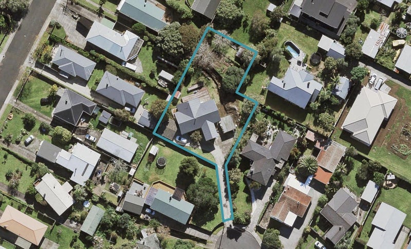 11 Titoki Avenue, Mangere Bridge, Auckland - Carousel 1