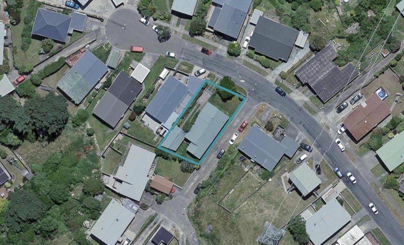 21 Chetwode Grove, Newlands, Wellington - Carousel 1