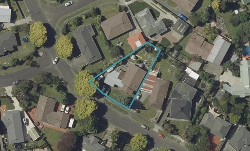 29 Carter Crescent, Awapuni, Palmerston North - Carousel 1