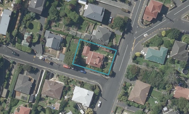 88 Glenpark Avenue, Mornington, Dunedin - Carousel 1