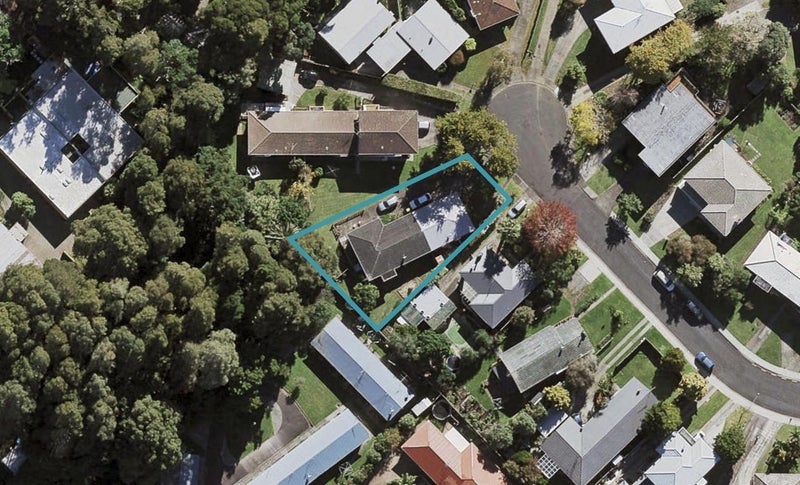 2/50 Evelyn Place, Hillcrest, Auckland - Carousel 1
