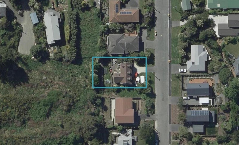72 Albert Terrace, Saint Martins, Christchurch - Carousel 1