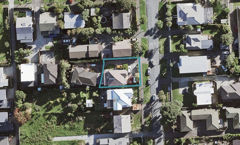 39 Roberton Road, Avondale, Auckland - Carousel 1