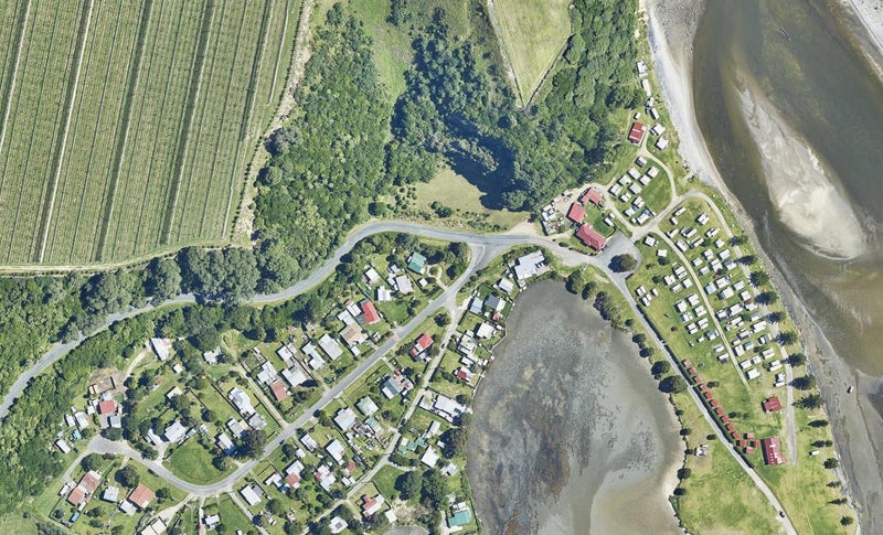 1 Lyndhurst Avenue, Maketu, Te Puke - Carousel 1