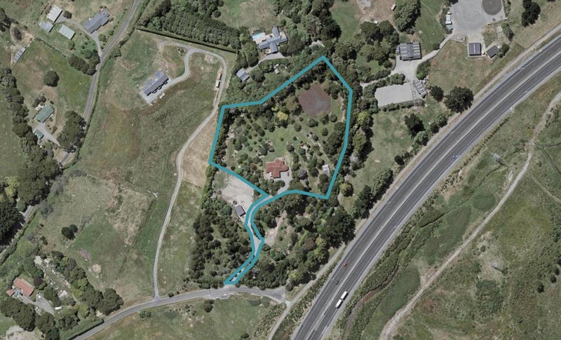 29 Smithfield Road, Waikanae - Carousel 1