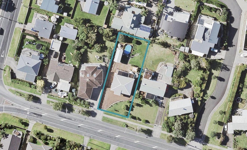 94 Beachlands Road, Beachlands, Auckland - Carousel 1