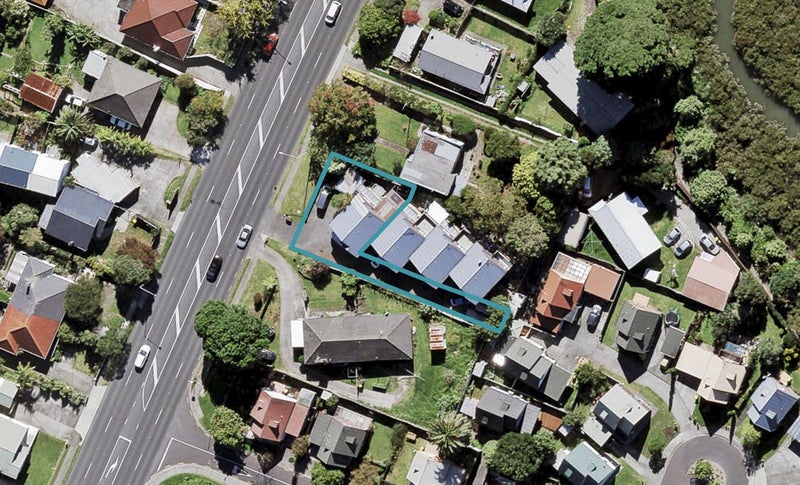 43 Rata Street, New Lynn, Auckland - Carousel 1