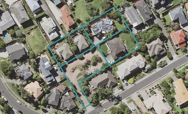 2/6 Arirang Rise, Pinehill, Auckland - Carousel 1