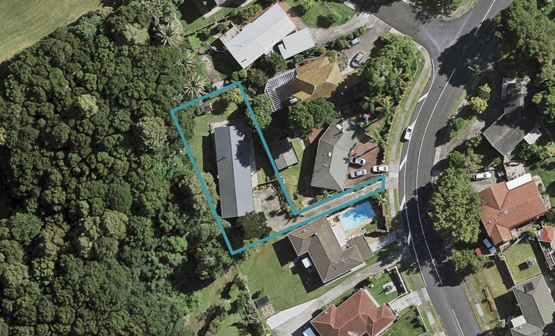 6 Dennis Avenue, Hillpark, Auckland - Carousel 1
