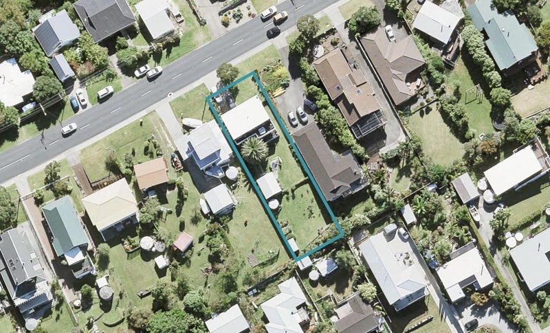 1441 Whangaparaoa Road, Army Bay, Whangaparaoa - Carousel 1
