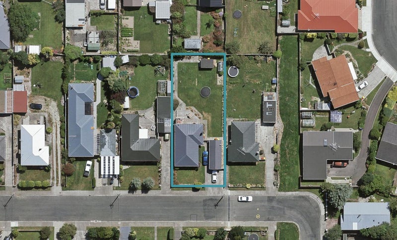 40 Holloway Street, Waikiwi, Invercargill - Carousel 1