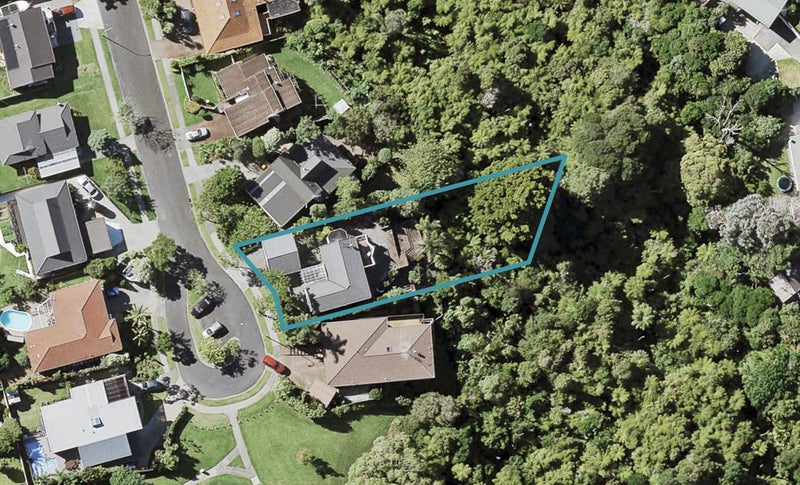 24 Clipper Place, Shelly Park, Auckland - Carousel 1