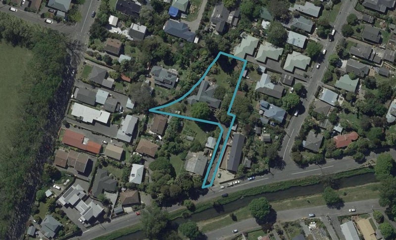 29 Fifield Terrace, Waltham, Christchurch - Carousel 1