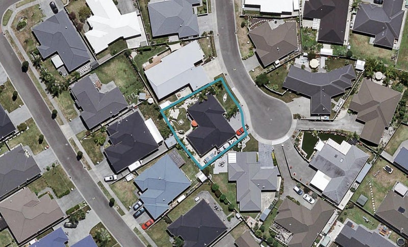 6 Somes Place, Poraiti, Napier - Carousel 1