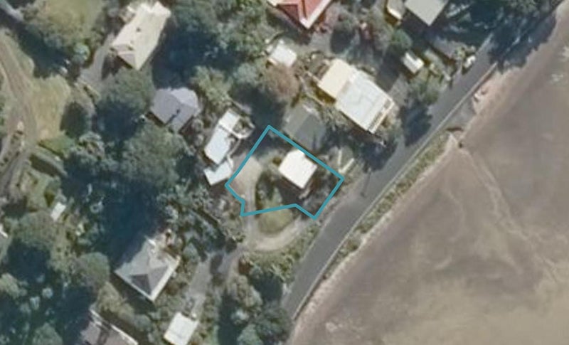 1/120 Beach Road, Onerahi, Whangārei - Carousel 1