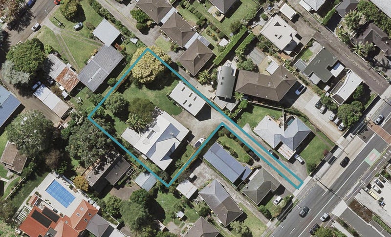 165 Shakespeare Road, Milford, Auckland - Carousel 1