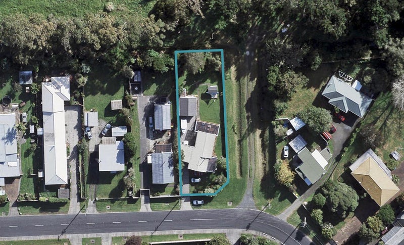 25 Parakai Avenue, Parakai, Helensville - Carousel 1
